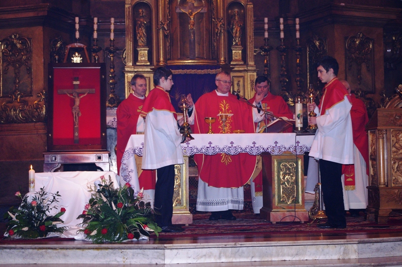 Msza Święta w czasie peregrynacji krzyża bł. Jana Pawła II 1, fot. Agnieszka Kępowicz